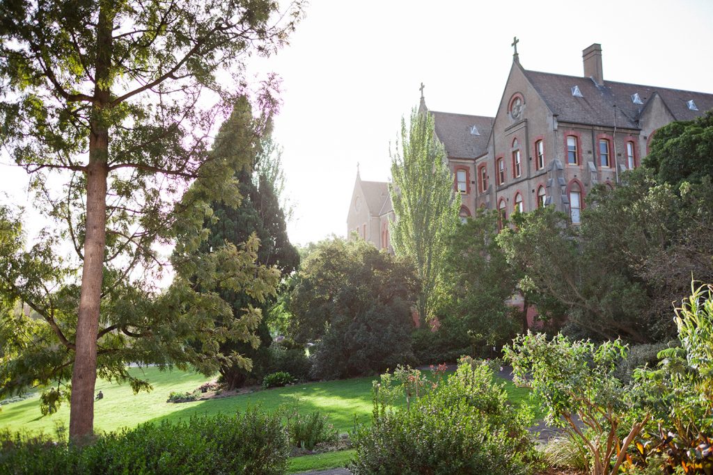 bursaria_the-abbotsford_convent_the_hertiage_gardens